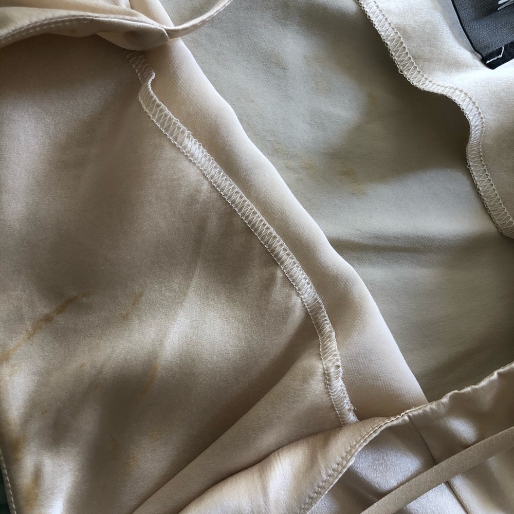 SOLD Reformation Summer Top in Ivory - Picture 6 of 6